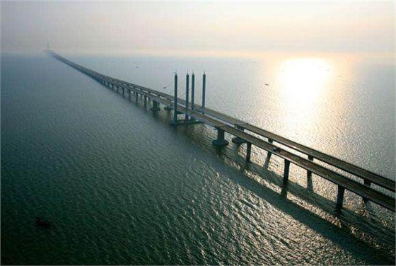 胶州湾跨海大桥 胶州湾跨海大桥