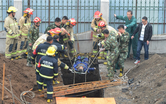 沈阳在建地铁塌方 上海悍马粘钢胶加固轨道交通系统